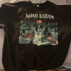 Noah Kahan Greetings from Stratfford Crewneck Sweatshirt—Size Medium